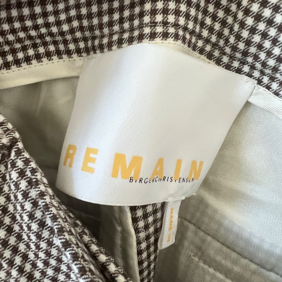 REMAIN Birger Christensen Bermuda Shorts Beige Gingham - Picture 3 of 4